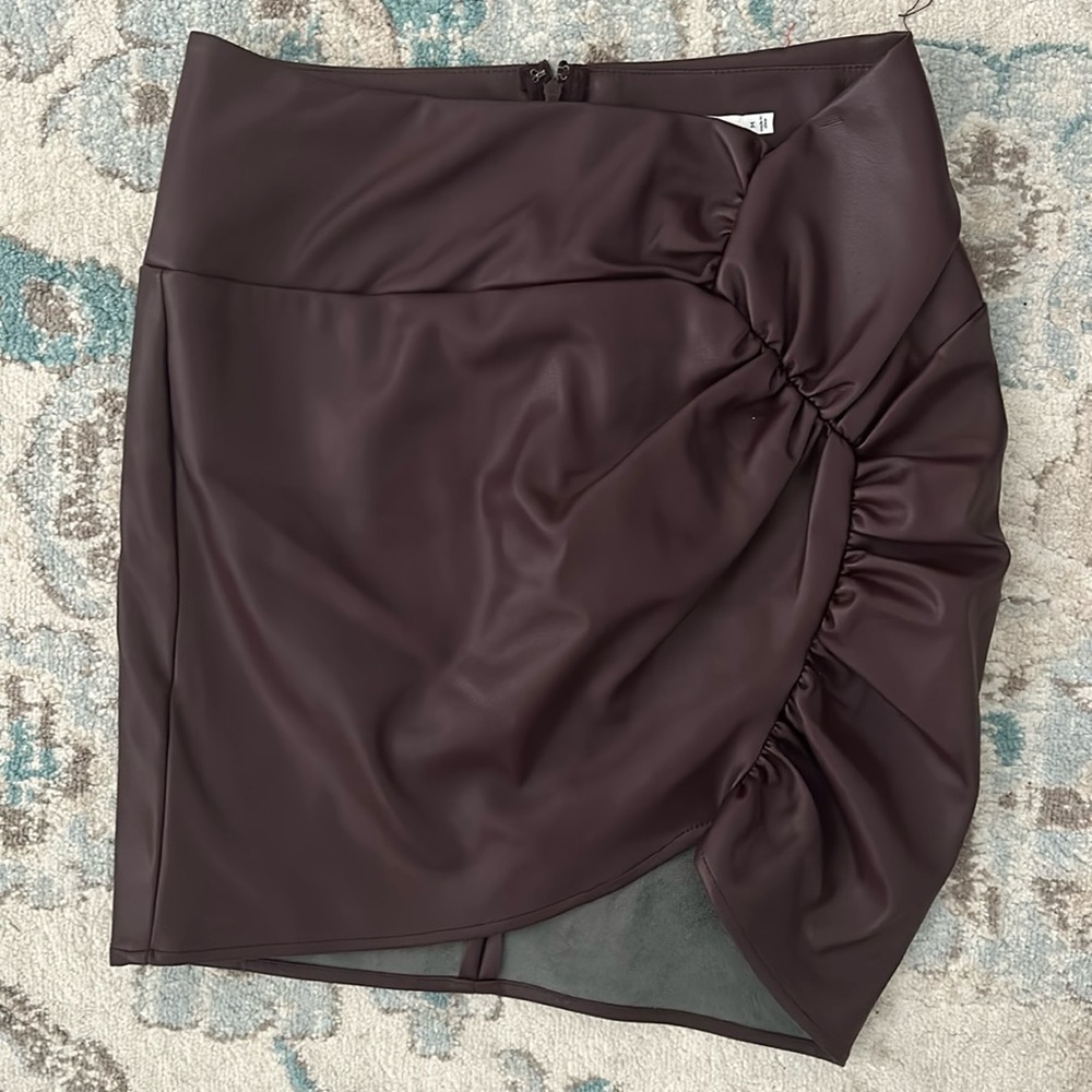 ASTR The Label eggplant skirt